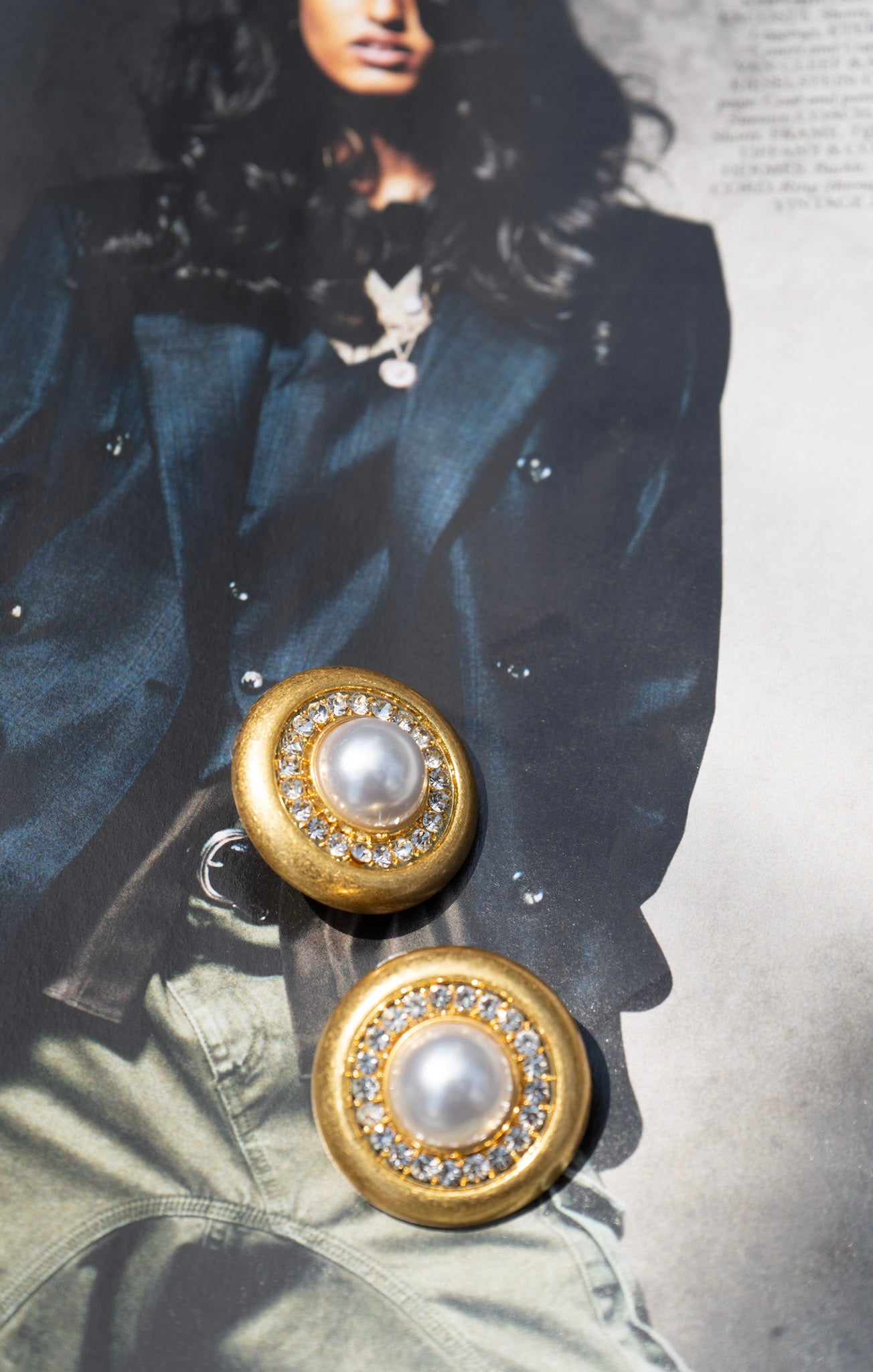 Momento Pearl & Gold studs
