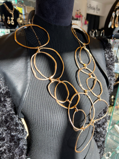 Lala Abstract necklace