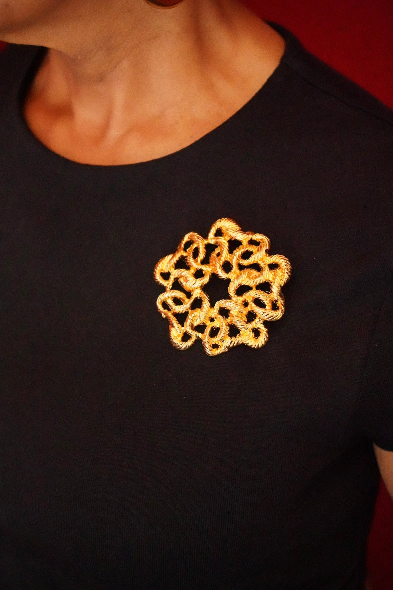 Headliner Brooch