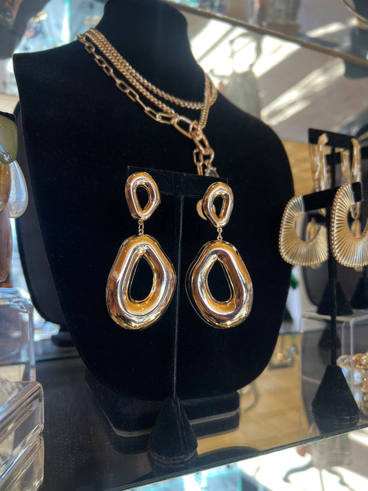 The Loop Drop Earring