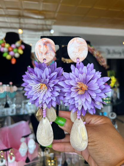 Dahlia Darling Earring