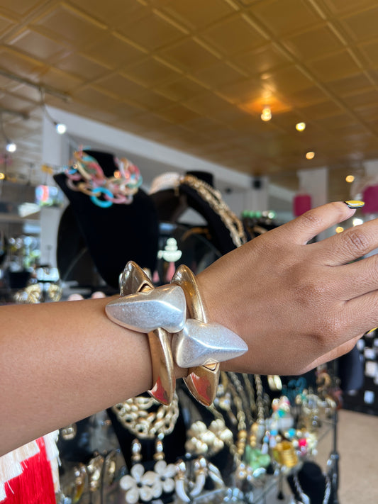 Commotion Cuff