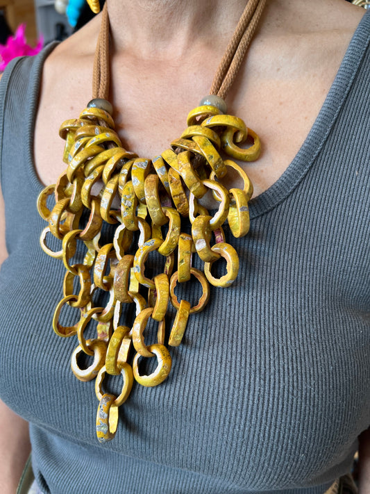 Sculpted Beauty Necklace
