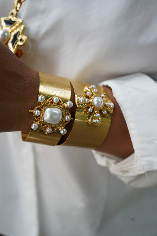 Paulina Pearl cuff