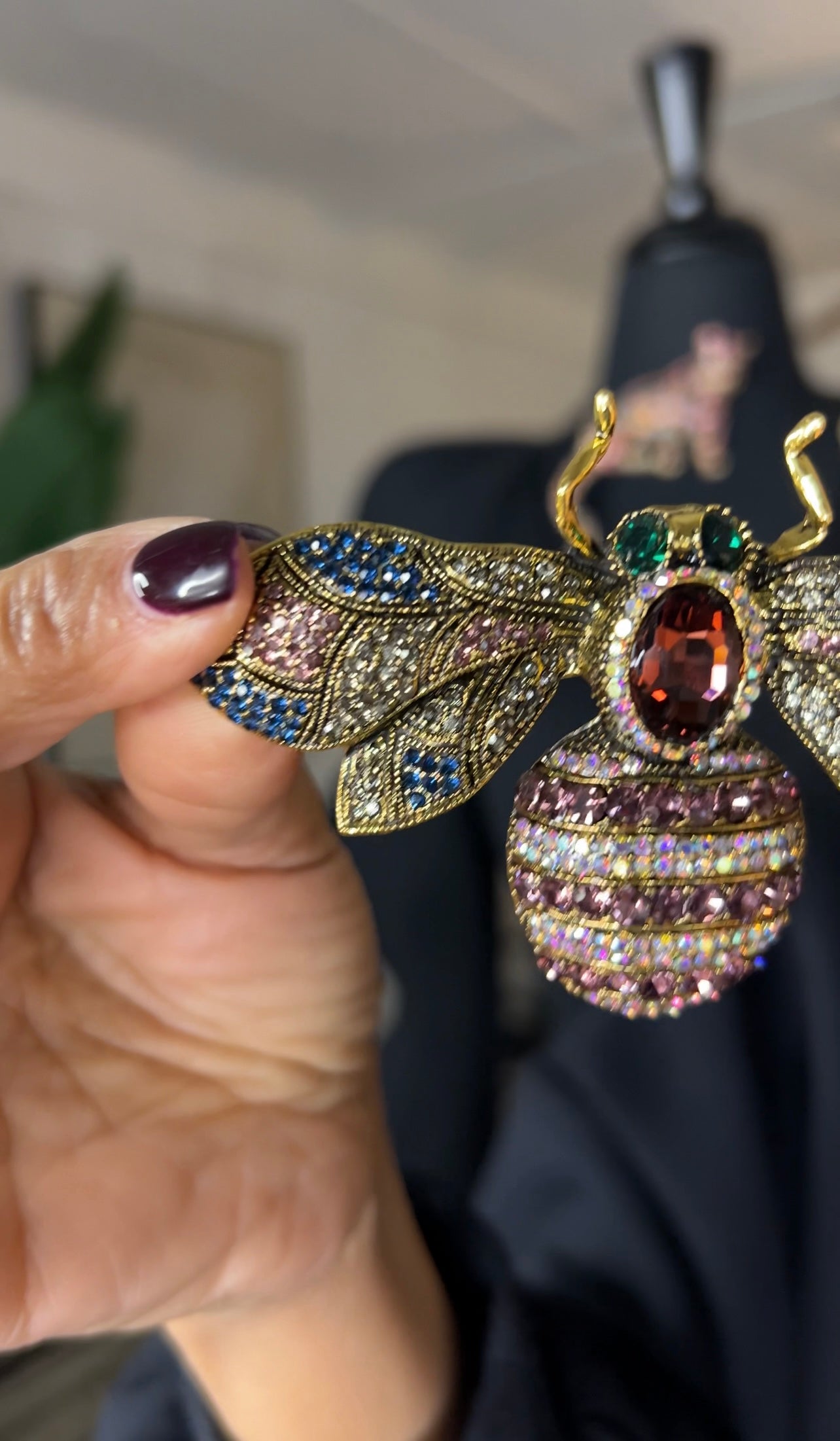 Bumblebee brooch