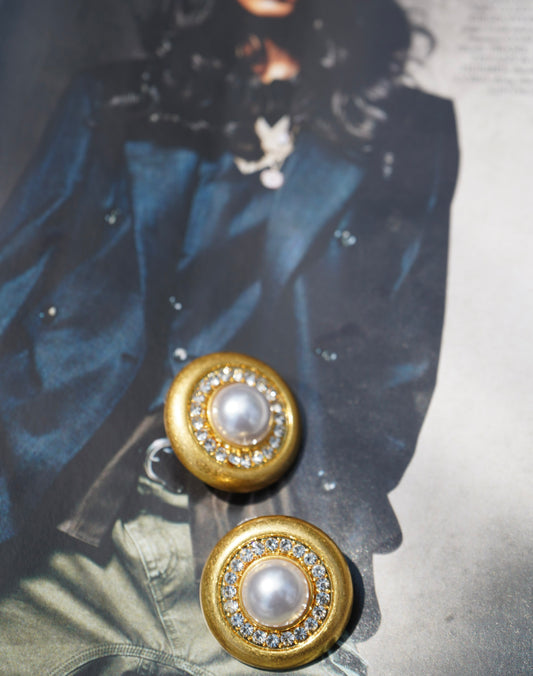 Momento Pearl & Gold studs